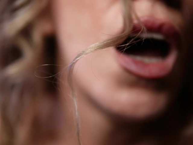 NaomiAmora's BongaCams show and profile