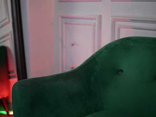 NaomiAmora's BongaCams show and profile