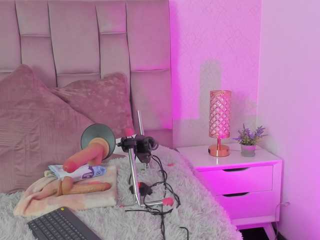 Pulis-bell's BongaCams show and profile