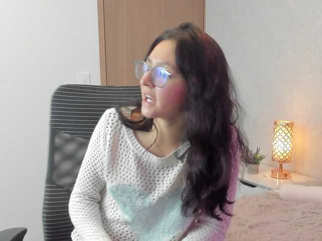 Pulis-bell's BongaCams show and profile