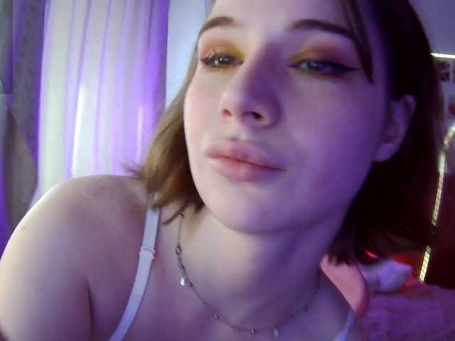  ShanelManro chat room