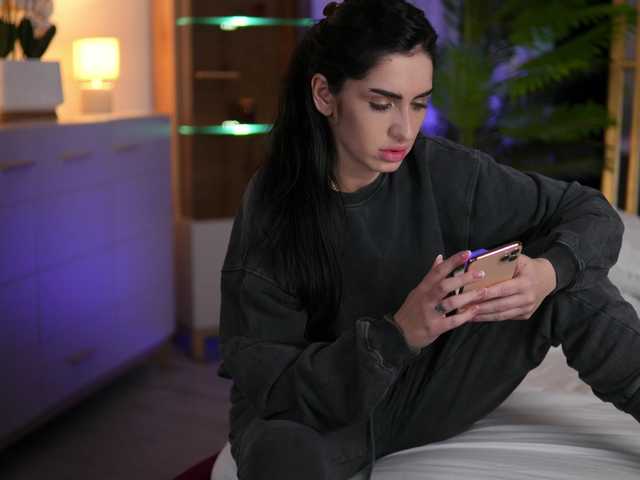 RubyConner's BongaCams show and profile