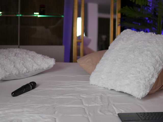 RubyConner's BongaCams show and profile