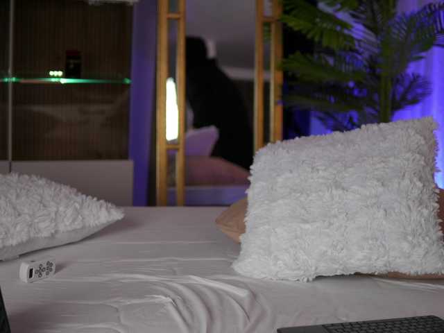 RubyConner's BongaCams show and profile