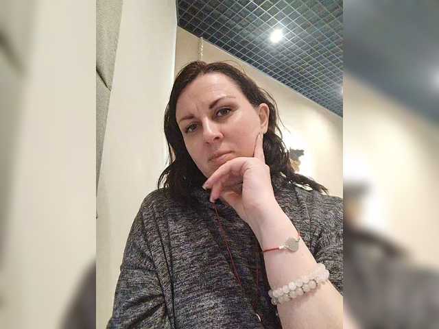 OpenGirl's BongaCams show and profile