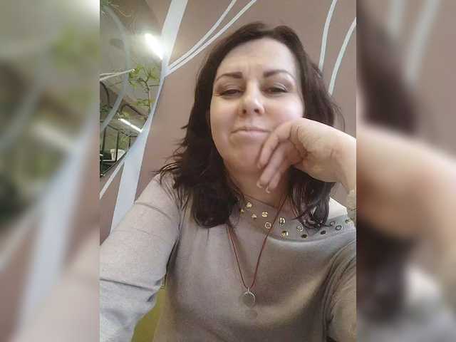 OpenGirl's BongaCams show and profile