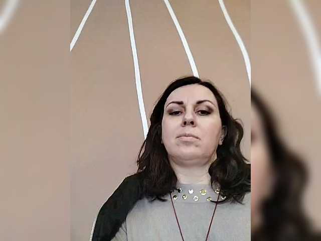 OpenGirl's BongaCams show and profile