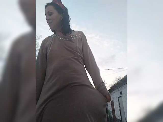 OpenGirl's BongaCams show and profile