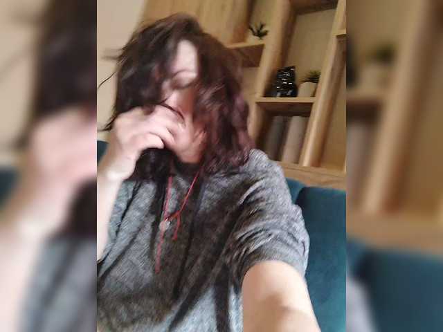 OpenGirl's BongaCams show and profile