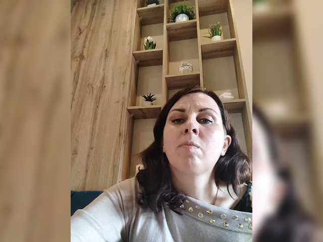 OpenGirl's BongaCams show and profile