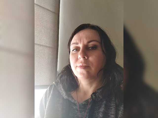 OpenGirl's BongaCams show and profile