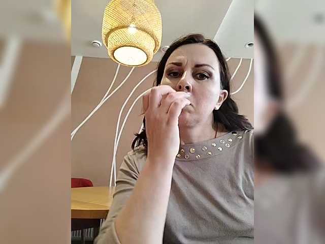 OpenGirl's BongaCams show and profile