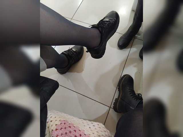 OpenGirl's BongaCams show and profile