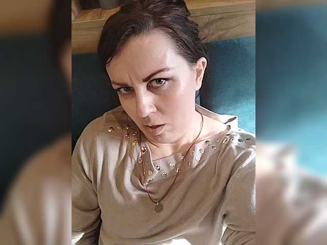 OpenGirl's BongaCams show and profile