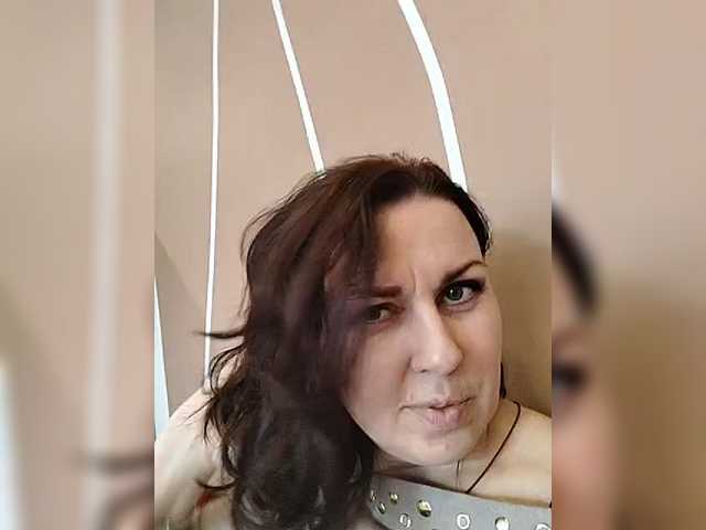 OpenGirl's BongaCams show and profile