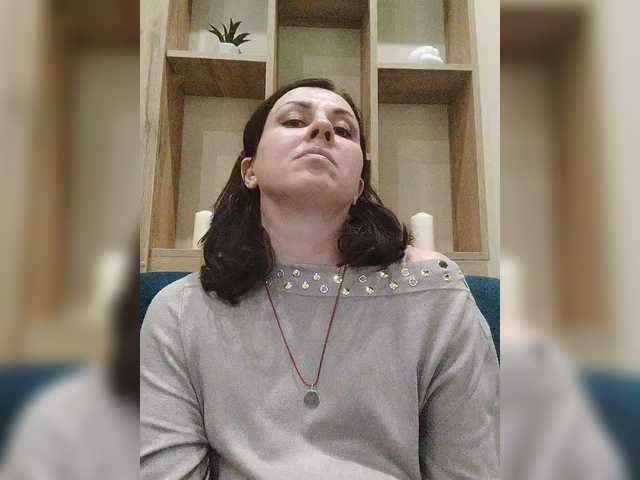 OpenGirl's BongaCams show and profile