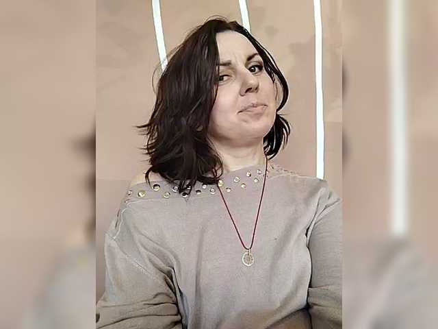 OpenGirl's BongaCams show and profile