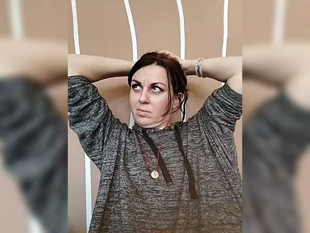 OpenGirl's BongaCams show and profile