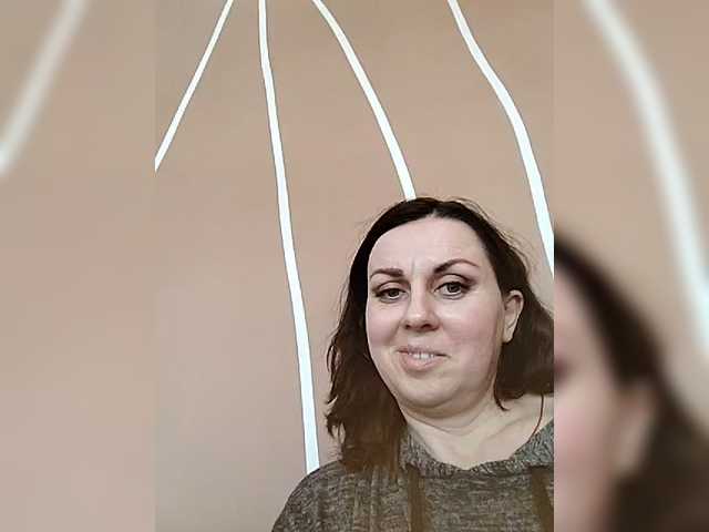 OpenGirl's BongaCams show and profile