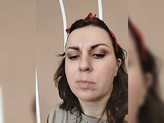 OpenGirl's BongaCams show and profile