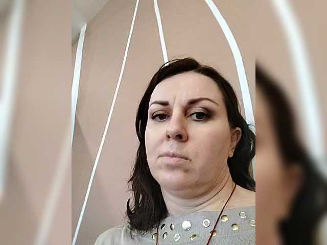 OpenGirl's BongaCams show and profile