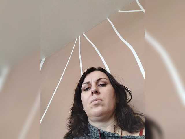 OpenGirl's BongaCams show and profile