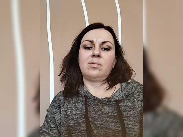 OpenGirl's BongaCams show and profile