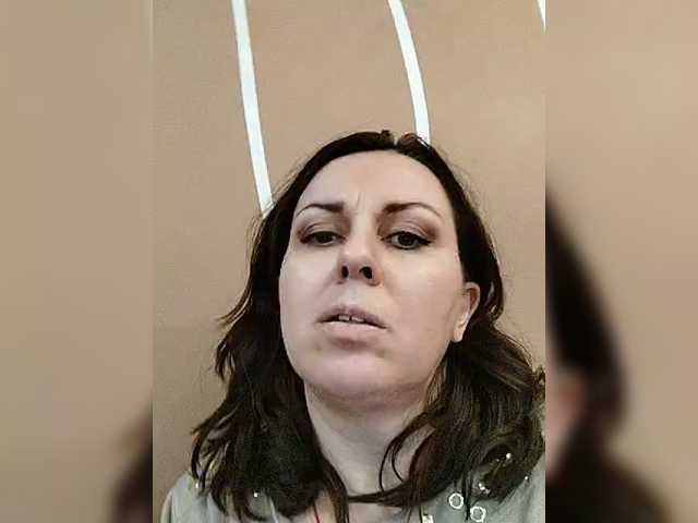 OpenGirl's BongaCams show and profile