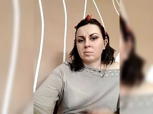 OpenGirl's BongaCams show and profile