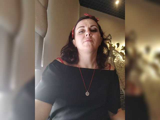 OpenGirl's BongaCams show and profile