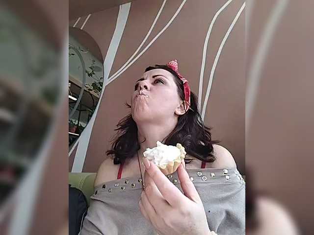 OpenGirl's BongaCams show and profile