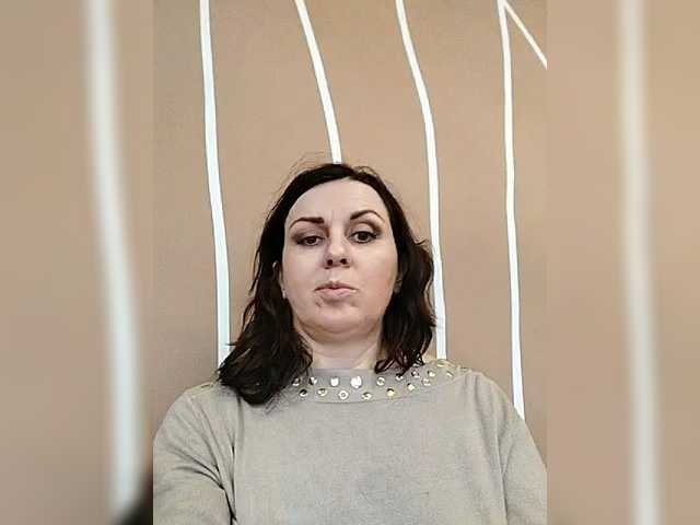 OpenGirl's BongaCams show and profile