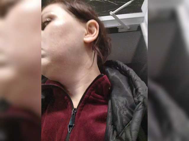 OpenGirl's BongaCams show and profile