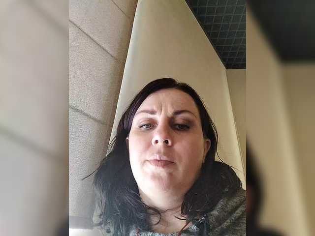 OpenGirl's BongaCams show and profile