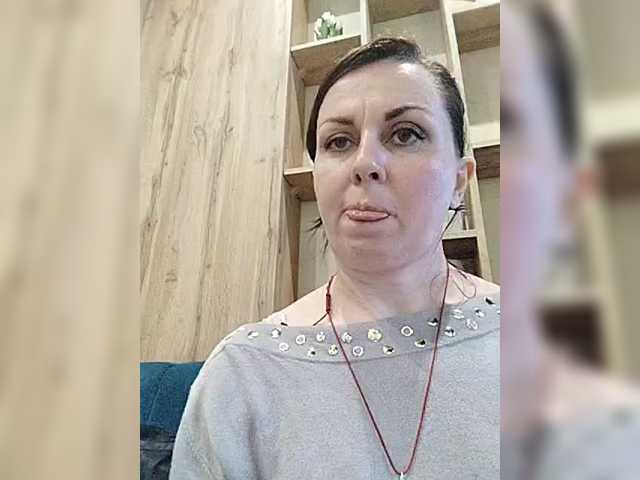 OpenGirl's BongaCams show and profile