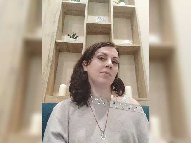 OpenGirl's BongaCams show and profile