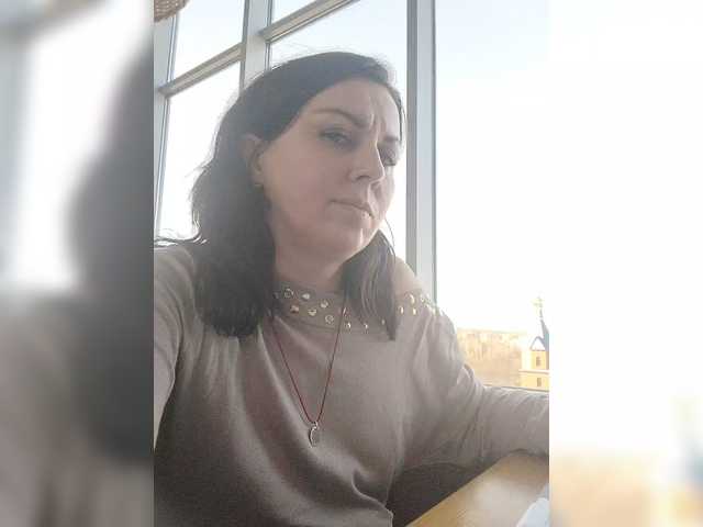 OpenGirl's BongaCams show and profile