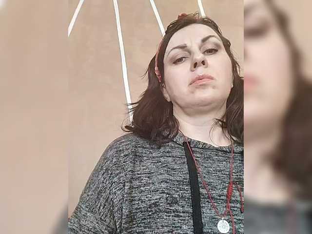 OpenGirl's BongaCams show and profile