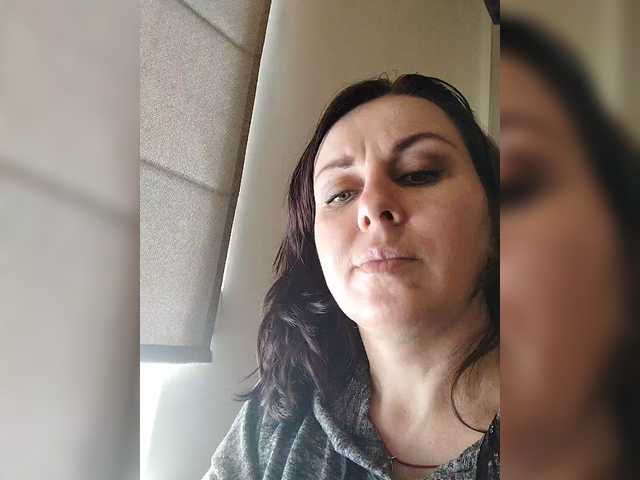 OpenGirl's BongaCams show and profile