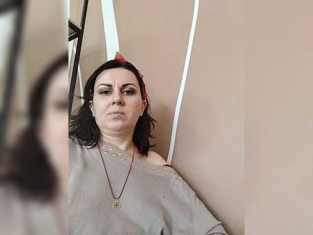 OpenGirl's BongaCams show and profile