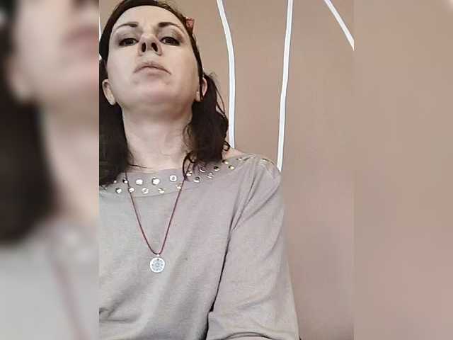 OpenGirl's BongaCams show and profile