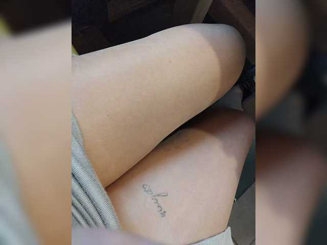 OpenGirl's BongaCams show and profile