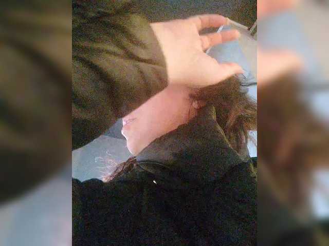 OpenGirl's BongaCams show and profile