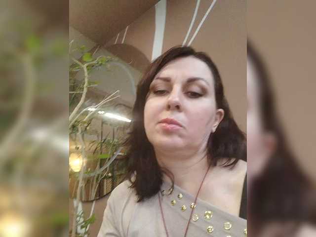 OpenGirl's BongaCams show and profile