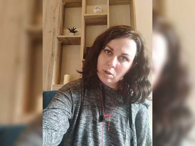 OpenGirl's BongaCams show and profile