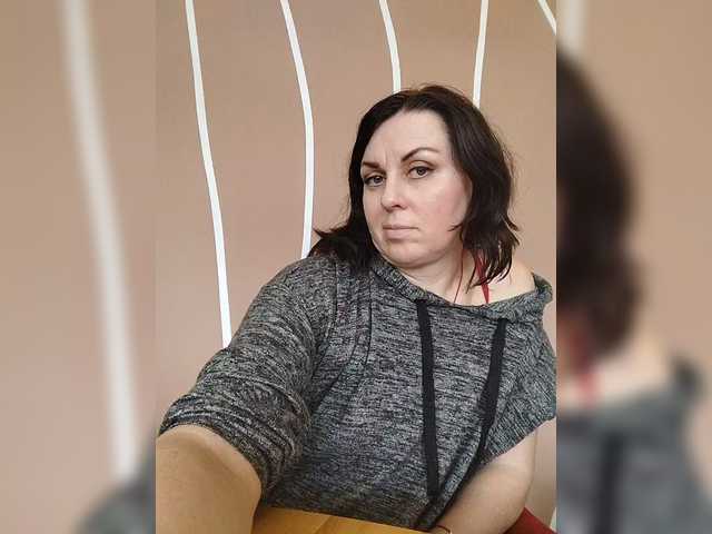 OpenGirl's BongaCams show and profile