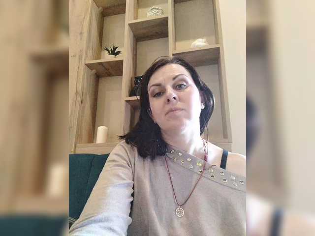 OpenGirl's BongaCams show and profile