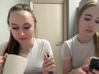 Kira_Sofia Porn Show