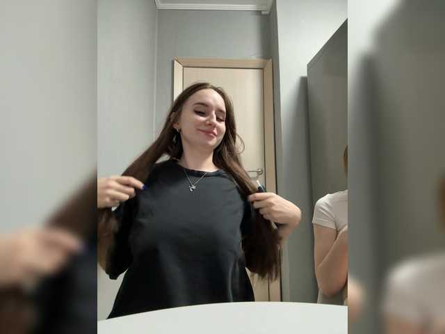 go to chat with Kira_Sofia