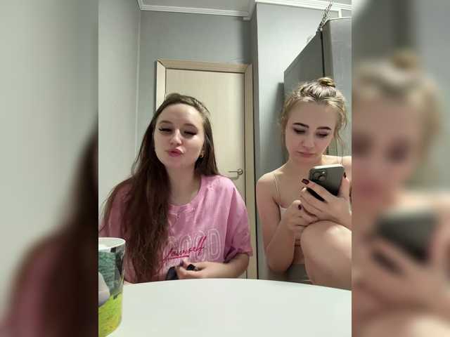 Домашний секс с KiraCouple